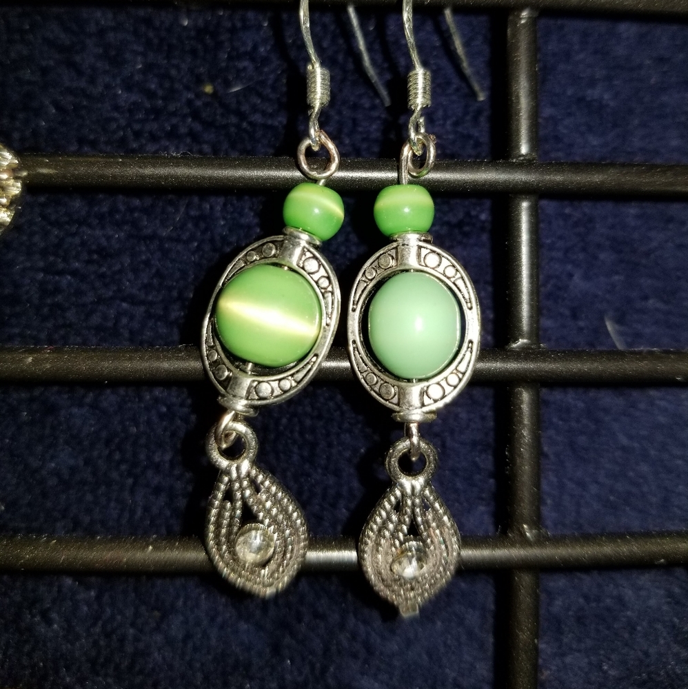 All pics Handmade TomDiva Vintage Earrings 16-18